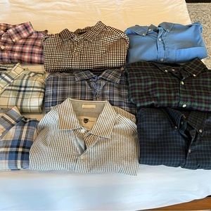 Lot of 18 men's long sleeve shirts - all are size small.